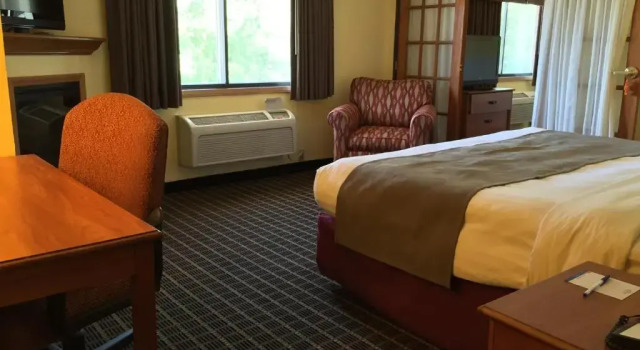 Люкс Quality Inn & Suites Harrington - Milford