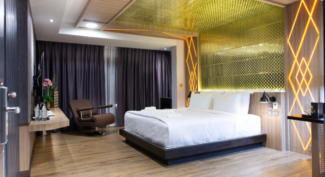 Holatel Hotel Phitsanulok