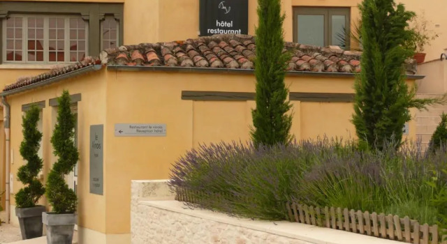 Le Vinois, Book Hotel Caillac Lot Valley