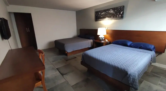 Двухместный номер Standard HOTEL MARIPINA