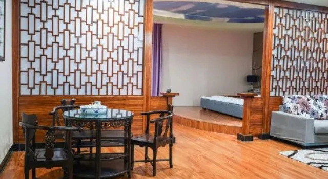 Семейный люкс Shibazi Hotel