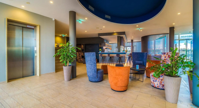 Lagovida Das Ferienresort Am Störmthaler See, Rezervovat Hotel Hotely v Lipsko s parkováním, Parkování