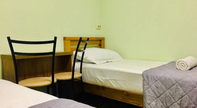 Kesane tbilisi, Забронировать Отель Чугурети Тбилиси, рядом с Tеатр имени Марджанишвили