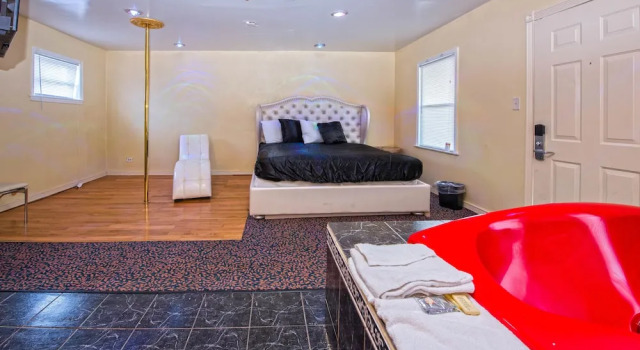 Номер Luxury Presidential Inn & Suites