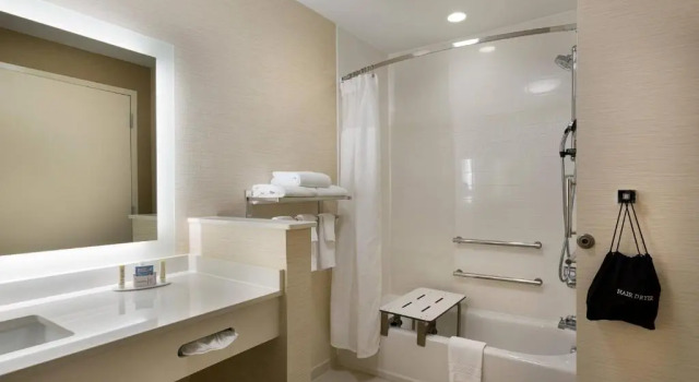 Люкс Fairfield Inn & Suites by Marriott Rock Hill