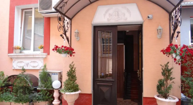 Orange Flower Apartments, Забронировать Апартаменты/квартира Отели Софии с парковкой, рядом с Президентство, Парковка