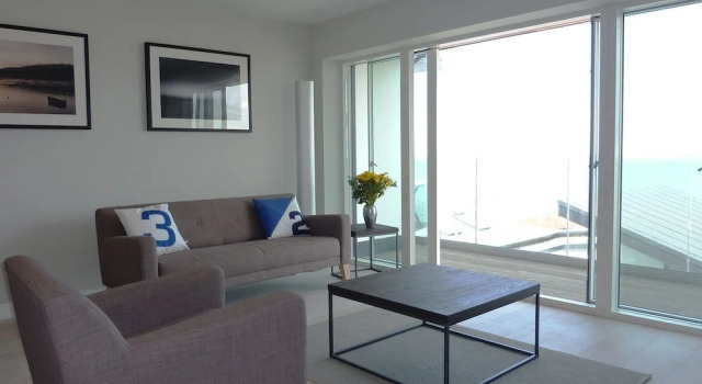 Flat 8 Seascape, Забронировать Дом для отпуска Отели Ньюки с парковкой, Парковка