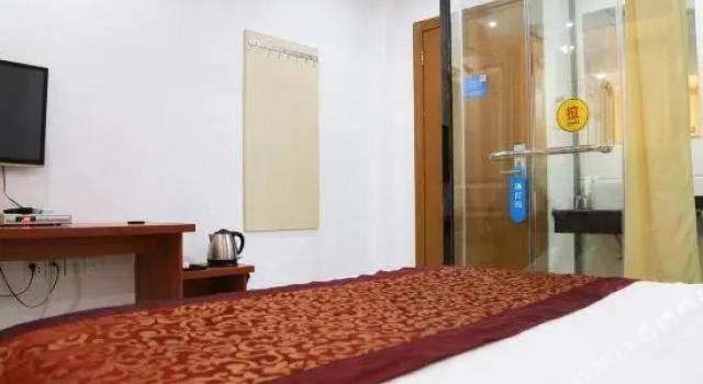 Wanlong Express Motel, Buchen Sie Motel Motels in Guangxi, Motel