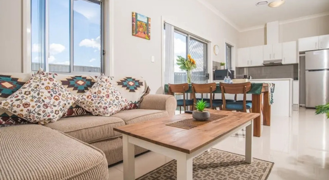 PEACEFUL 2Kingbed RootyHill Townhouse near Station, 예약 호텔 Rooty Hill Sydney Region