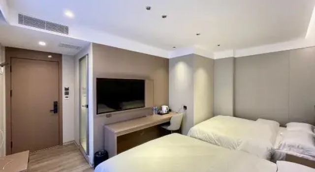 Yidianyuan Hotel (Taipingqiao Subway Station)