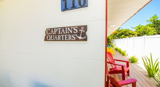 Captain's Quarters at Anna Maria Island Inn, Rezerwuj Mini-hotel Mini-hotele w Sarasota Area, Mini-hotel