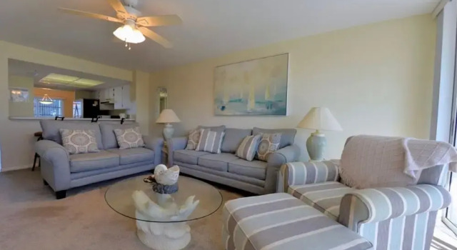 Seagrape Bay 205 in Fort Myers Beach, Забронировать Отель Отели в центре Форт-Майерс-Бич, в центре
