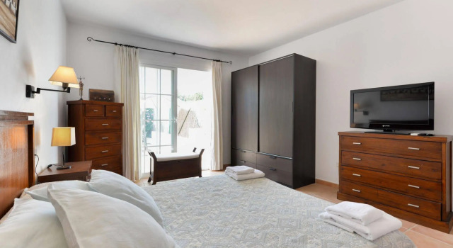 Can Petrus, Book Hotel Hotels in Ibiza with a Pool, Swimming Pool