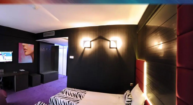 Двухместный номер Deluxe Plaza V Hotel
