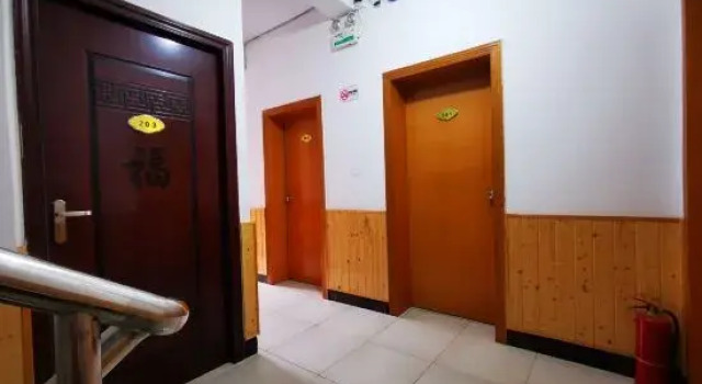 Yunxiu Inn