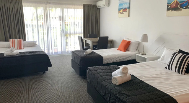 Outrigger Burleigh, Prenota Hotel Miami Gold Coast