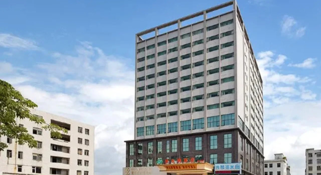 Vienna Hotel (Shenzhen Longgang Xinsheng Metro Station Branch)