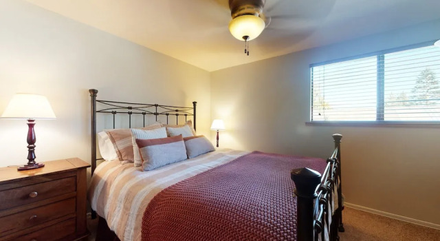 San Sierra 26 Pet-Friendly, Mountain Modern, Walk to The Village by RedAwning, Забронировать Апартаменты/квартира Маммот-Лейкс Маммот, рядом с Гондольный подъемник Вилидж