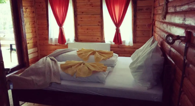 Cabana Soarelui Retezat, Rezerwuj Hotel Nucsoara Hunedoara