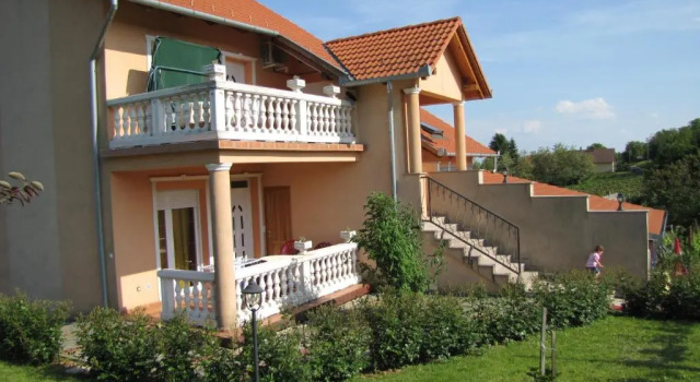 Alsóhegyi Apartmanok, Réserver Hôtel Hôtels pas chers à Zala