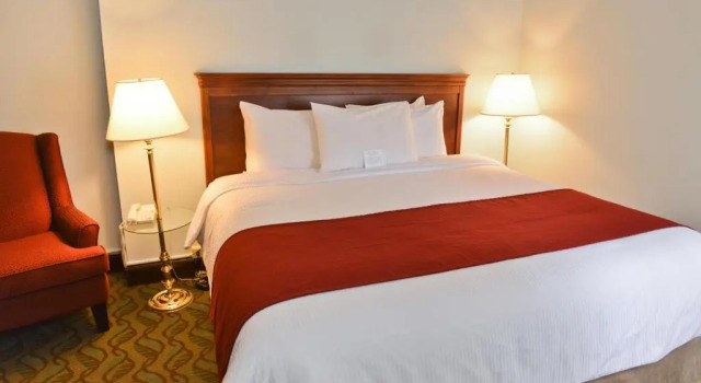 Номер Standard Penn Wells Hotel