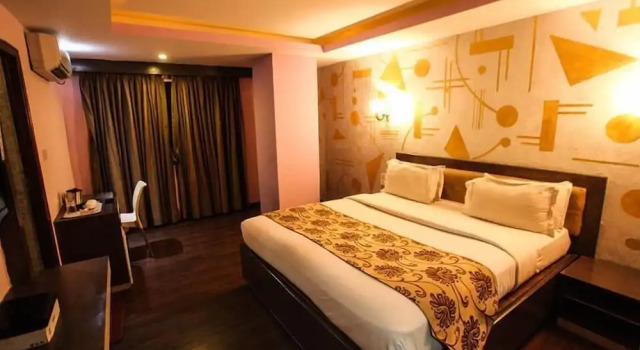 Номер Executive Seashell Residency & Restaurant