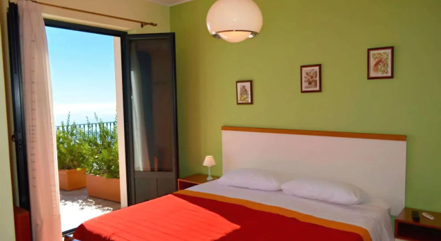 LInfinito Agriturismo - Rooms & Breakfast, Réserver Hôtel Milo Etna