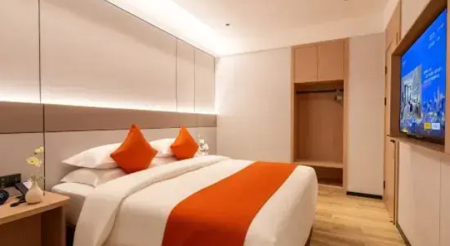 Люкс Executive Warm Season Selection Hotel (Shantou Waisha Bridge Branch)