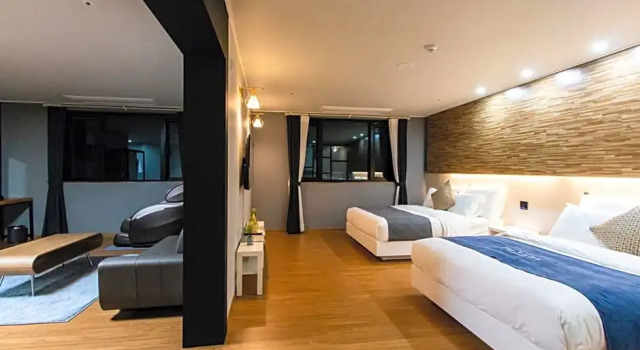 Люкс c 1 комнатой CM Park Hotel