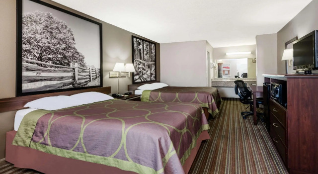 Четырёхместный номер Standard Super 8 by Wyndham Chattanooga Ooltewah