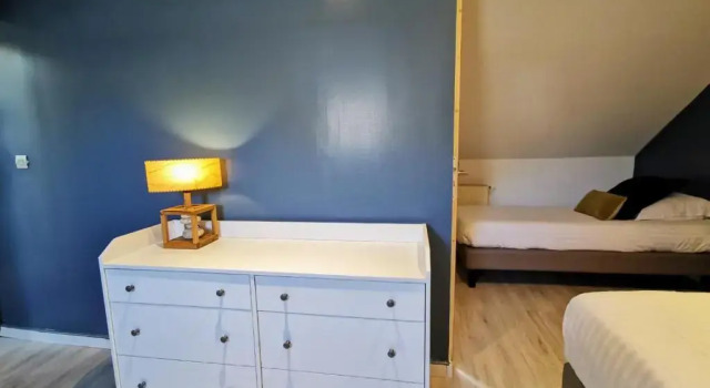 Семейный номер Standard Hôtel Restaurant Le Mulberry Arromanches