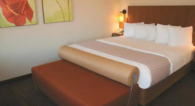 Magnolia Inn and Suites, Varaa Hotelli Montgomery Alabama