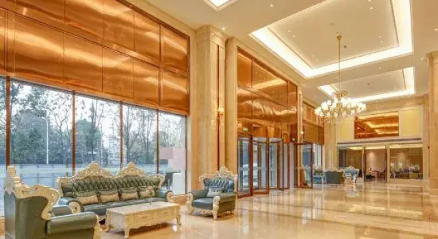 Vienna International Hotel (Chengdu Longquanyi Beijing Road Branch), Boek Hotel Hotels in Chengdu met parkeren, Parkeren