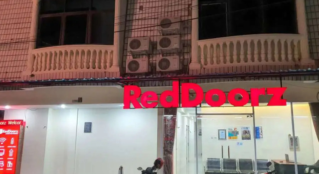 RedDoorz @ Darmo Park 1 Surabaya