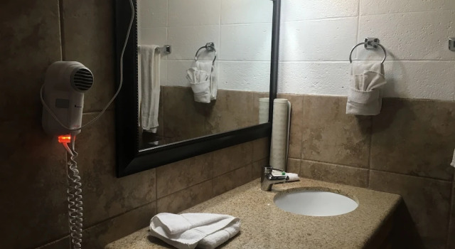 Четырёхместный номер Economy Budget Inn Boise