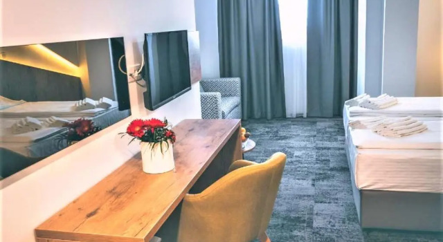 Orange Hotel, Забронировать Отель Илиджа Сараевский кантон
