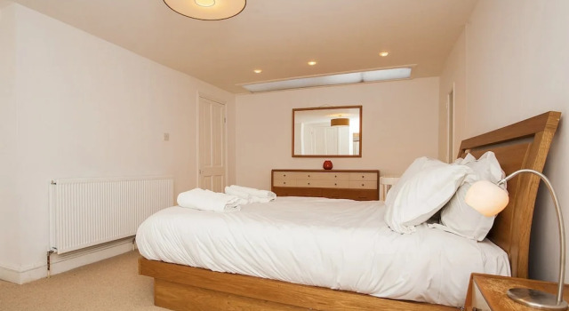 Modern 2 Bed Garden Flat, St Johns Wood