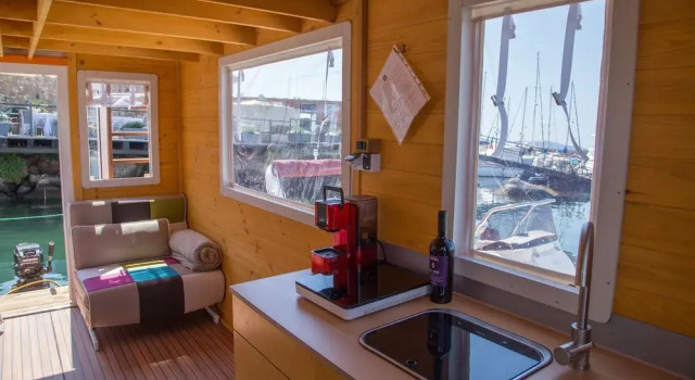 House Boat Alghero Gialla, Забронировать Апартаменты/квартира Альгеро Sardinia North, рядом с Alghero Marina