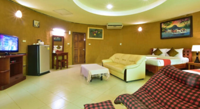 Pechmaneekan Beach Resort