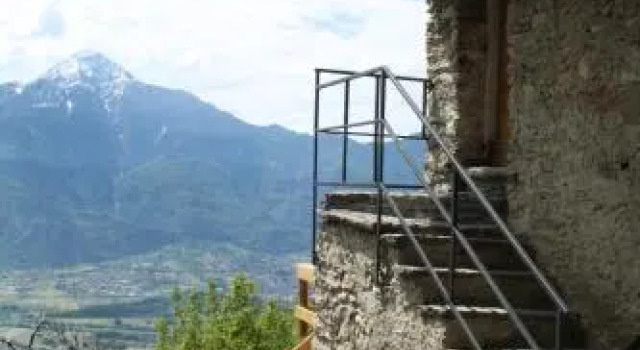 Rifugio Dalco, Varaa Hotelli Montemezzo Lombardia