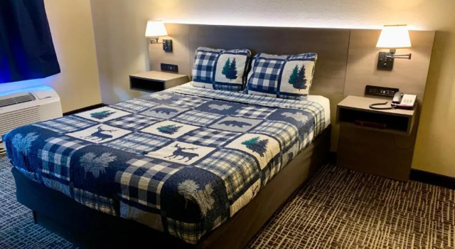Двухместный номер Standard Riverchase Lodge