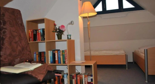 Коттедж Reetdachhaus Weißdorn 1