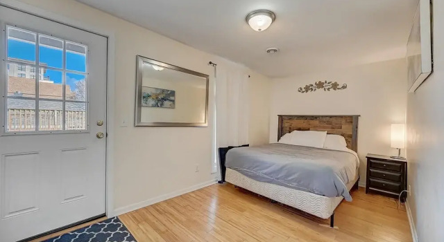 FRONTDESK 1600 N Jackson St Apts Lower East Side Milwaukee