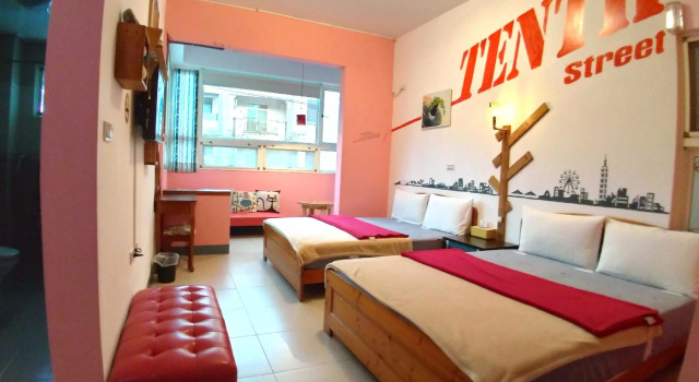 Четырёхместный люкс Tenth Street Homestay