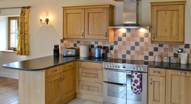 The Mill, Book Lejlighed Llanarth Ceredigion