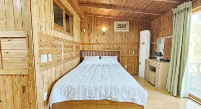 Номер Standard Long Beach Pension
