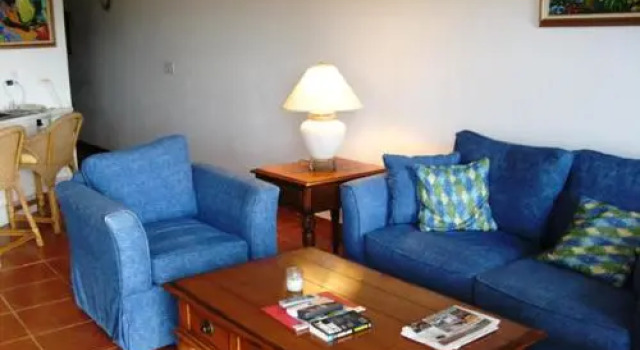 Ocean Terrace Condominiums, Boek Hotel The Valley Anguilla
