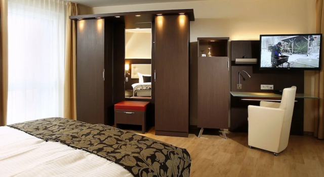 Четырёхместный номер Business Hotel Simonshof