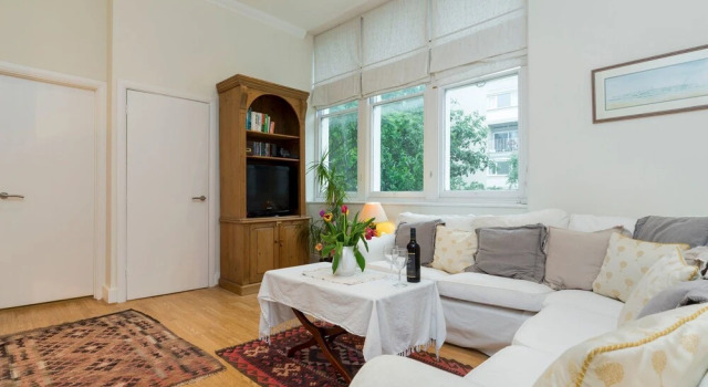 Beautiful studio near Clapham Common, Забронировать Отель Отели Баттерси 3 звезды, 3*