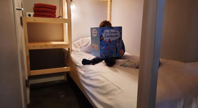 Composite lodges with shared space in Drenthe, Buchen Sie Hotel Ruinerwold Drenthe